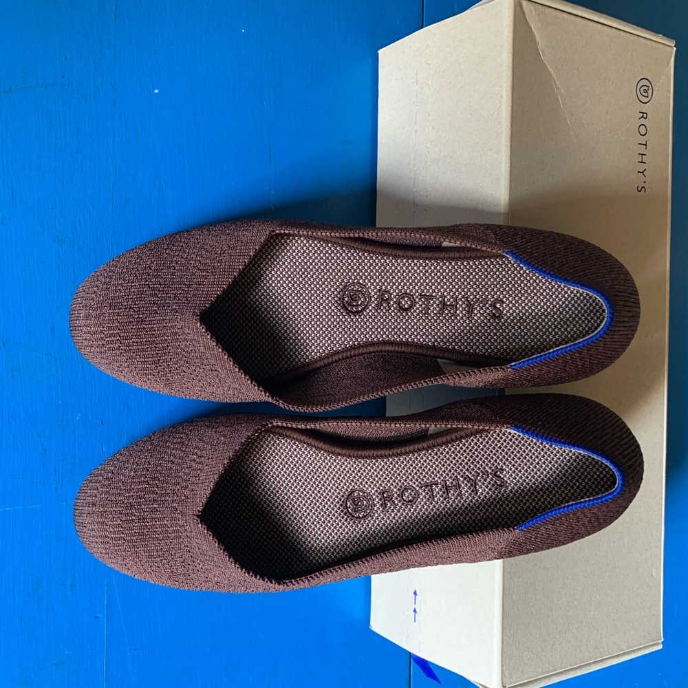 Rothy’s Flat size 9, Truffle Python color